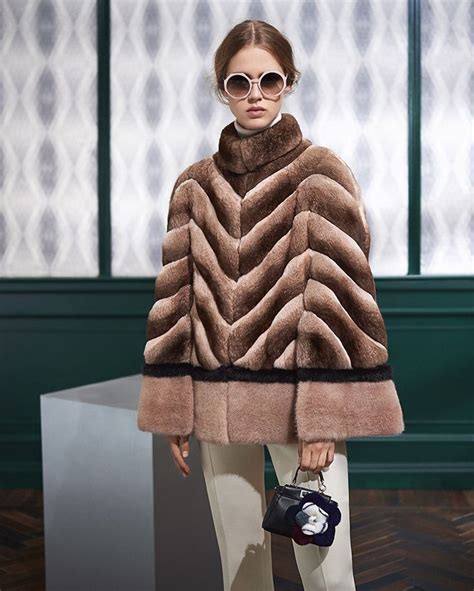 does fendi still sell fur.